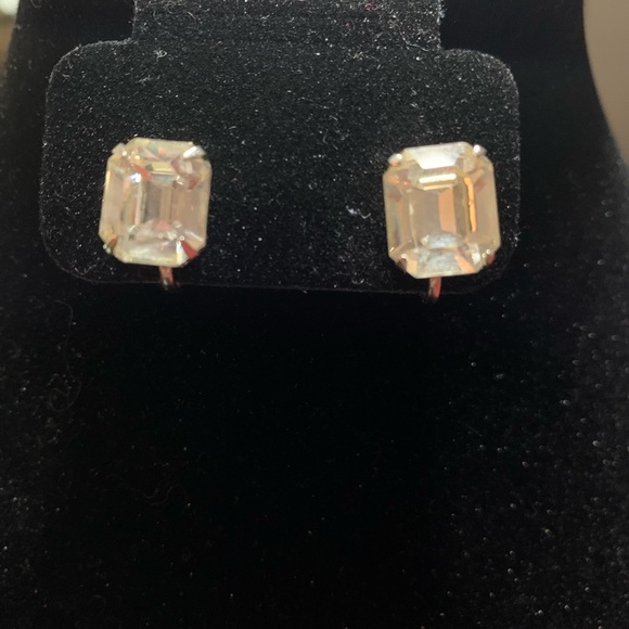 Fun, Vintage Crystal (Glass?) Earrings - Picture 2 of 4